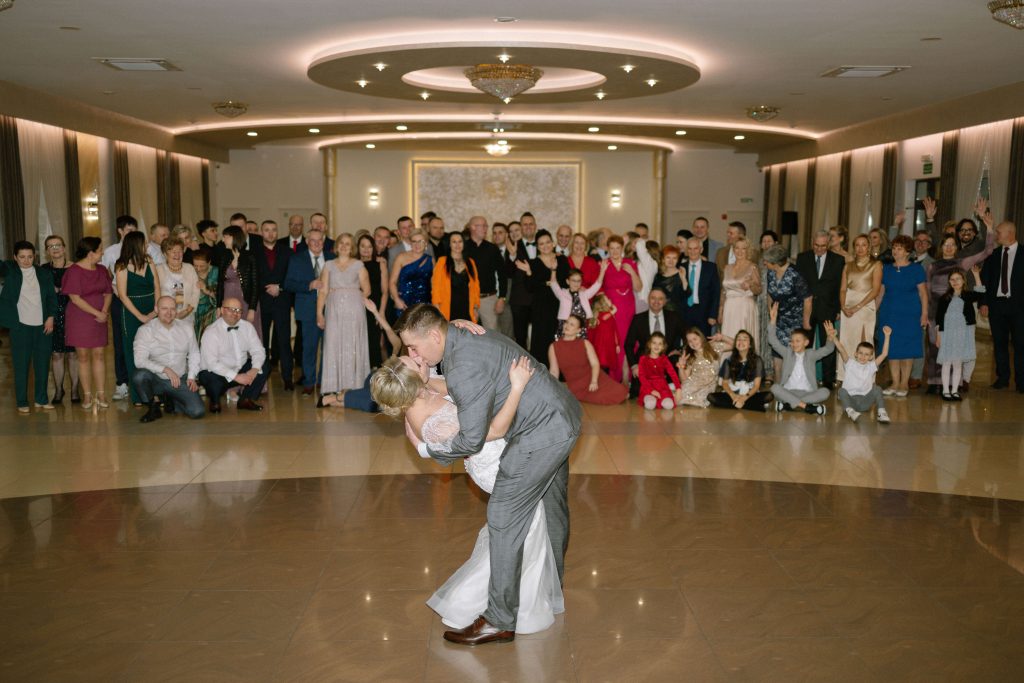 bluelens wedding zdjecie grupowe - Portfolio