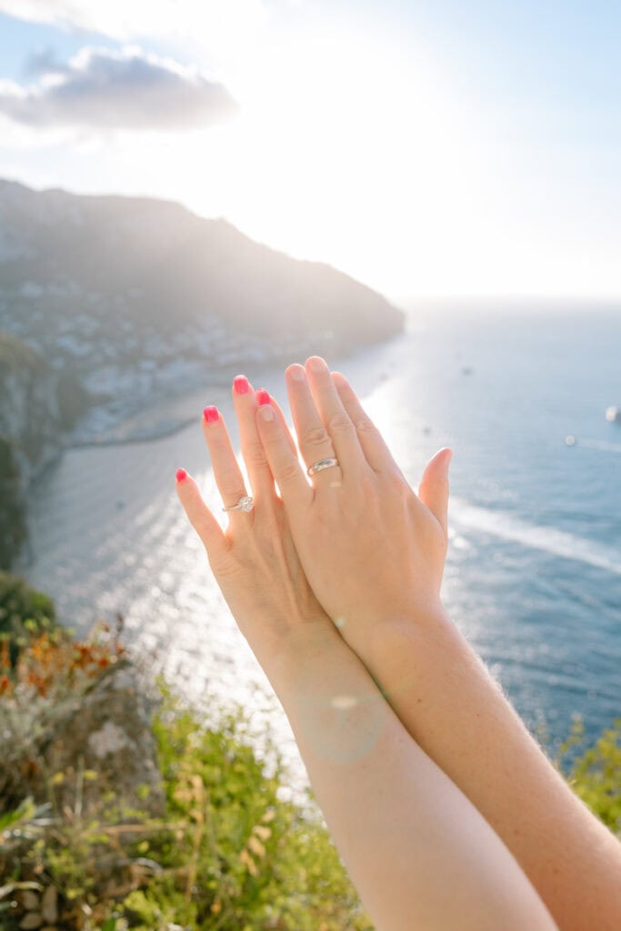 Honeymoon session in Capri in Augustus Gardens