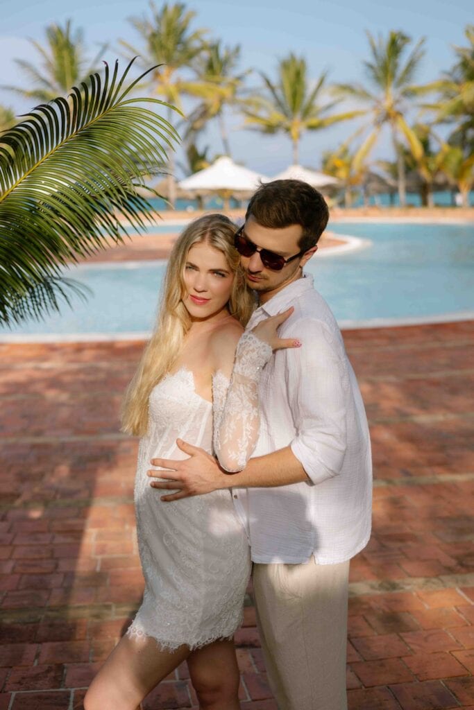 Couple session by the pool in Zanzibar in Dongwe Club Vacanze