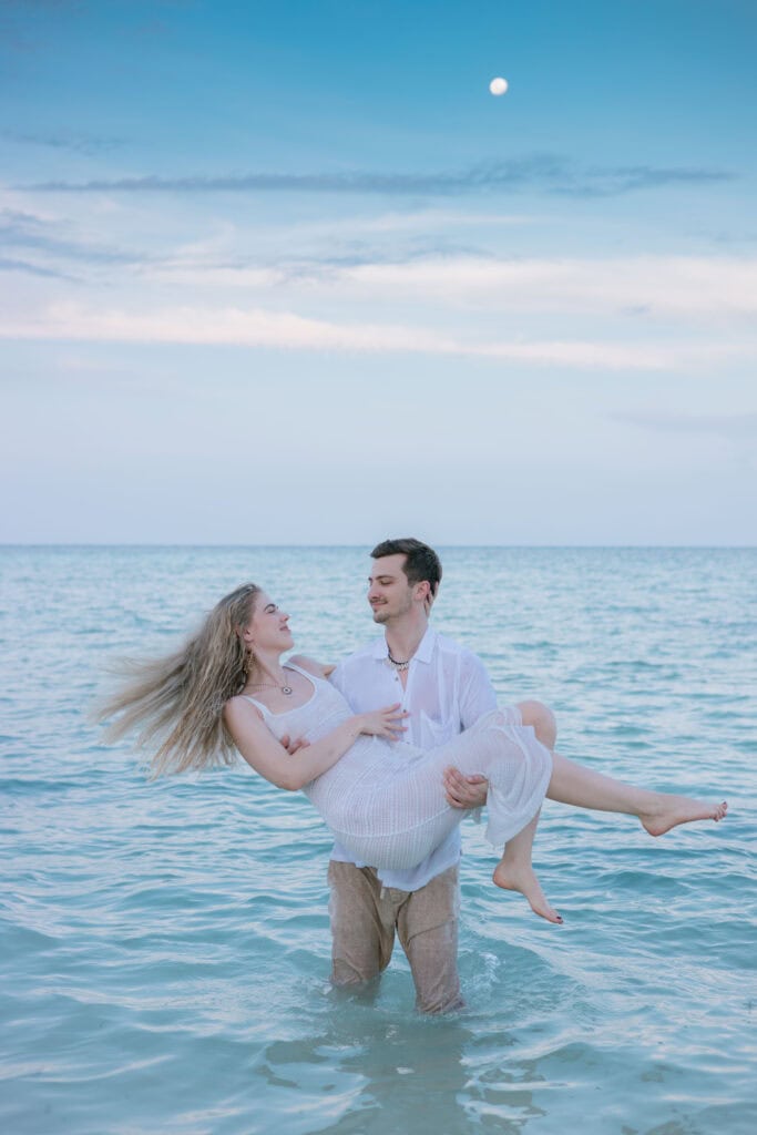 Couple session on the beach in the sea in Zanzibar in Dongwe Club Vacanze