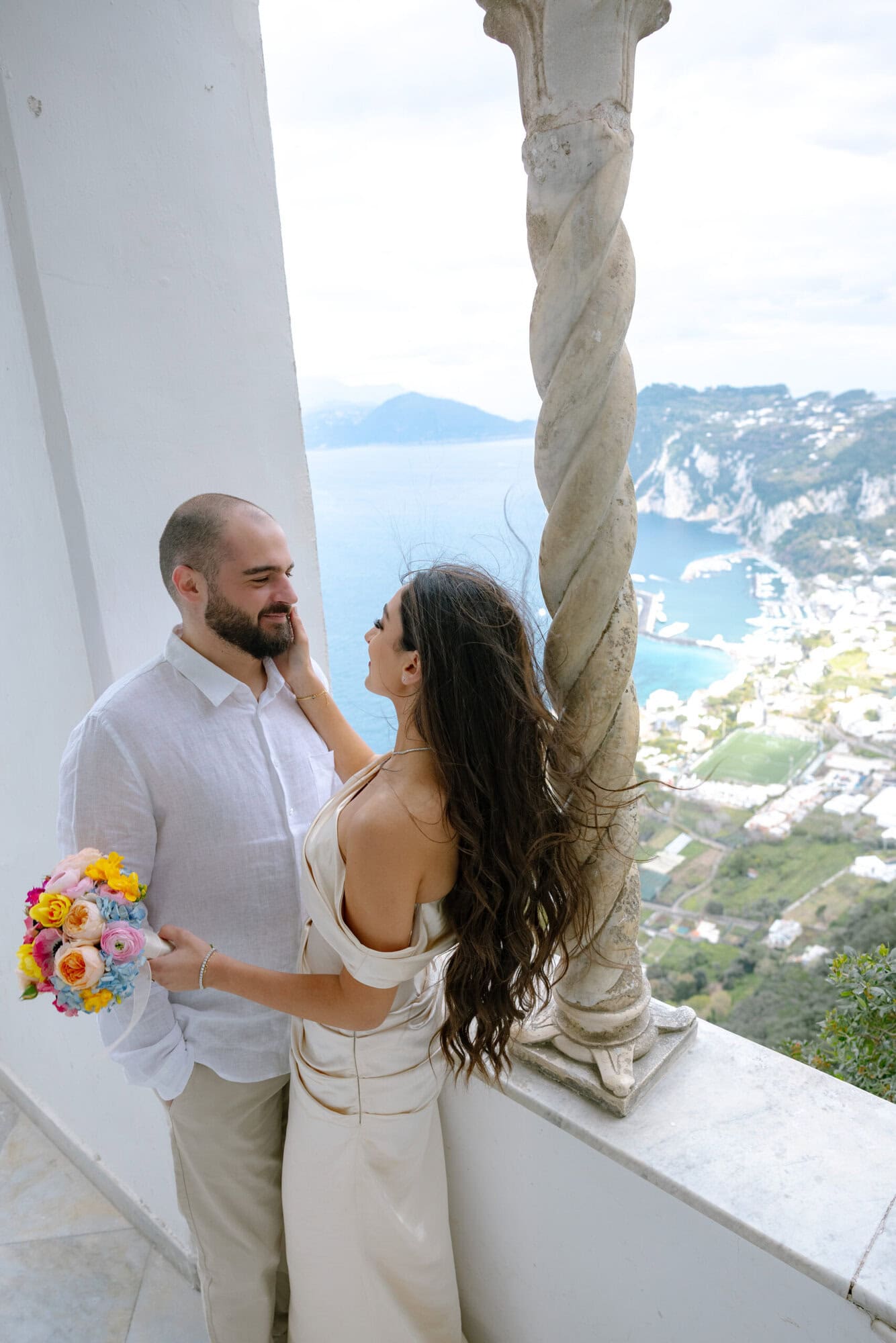 Engagement sesion in Capri in Villa San Michele