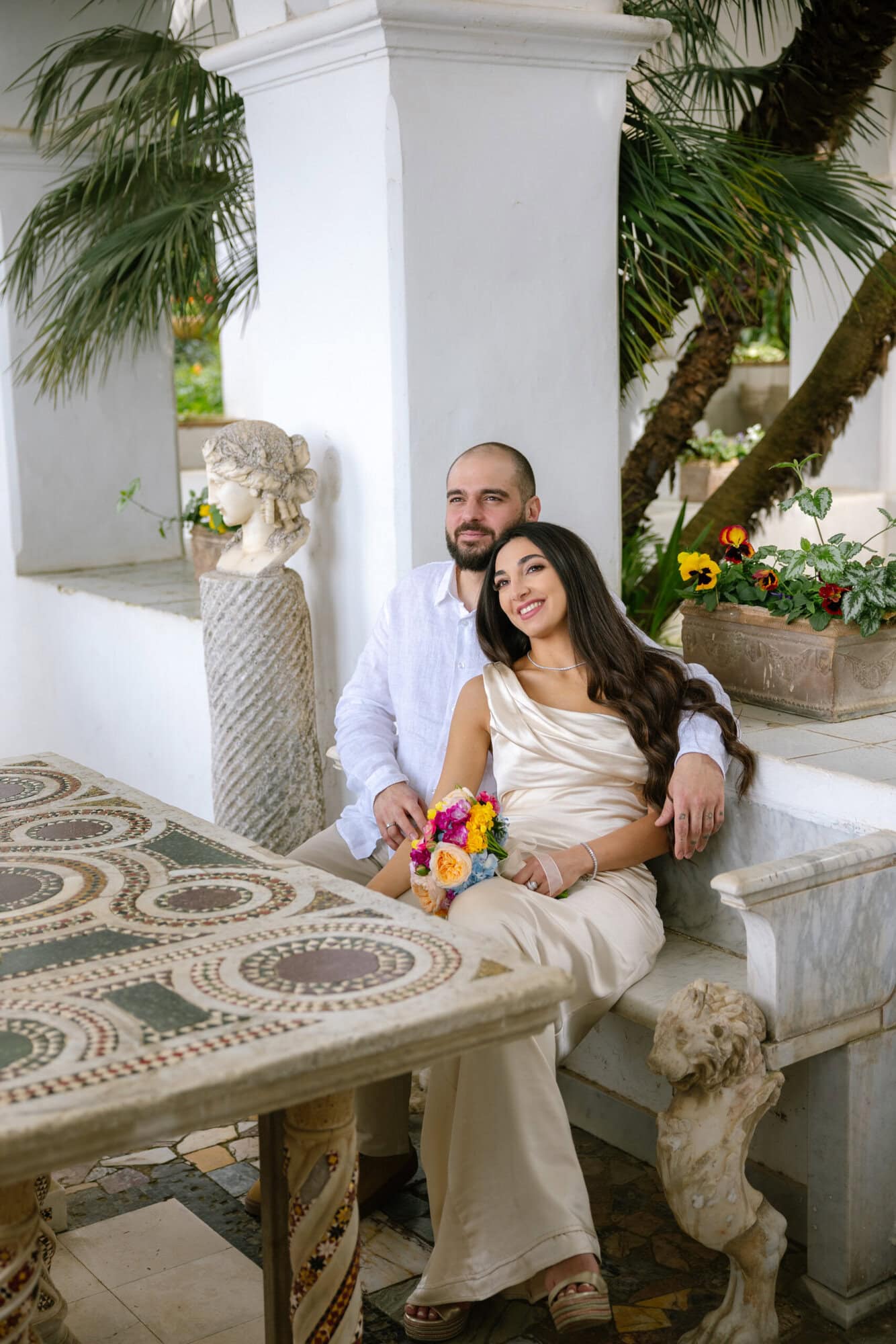 Engagement sesion in Capri in Villa San Michele