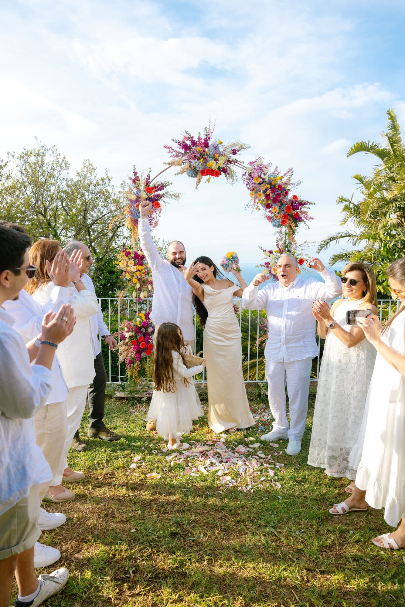 Engagement proposal ceremony in Capri Villa Bluelens photo
