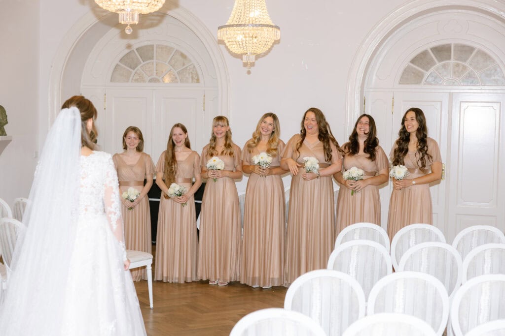 Bride First look international wedding venue Munich Kurhaus Bad Tölz